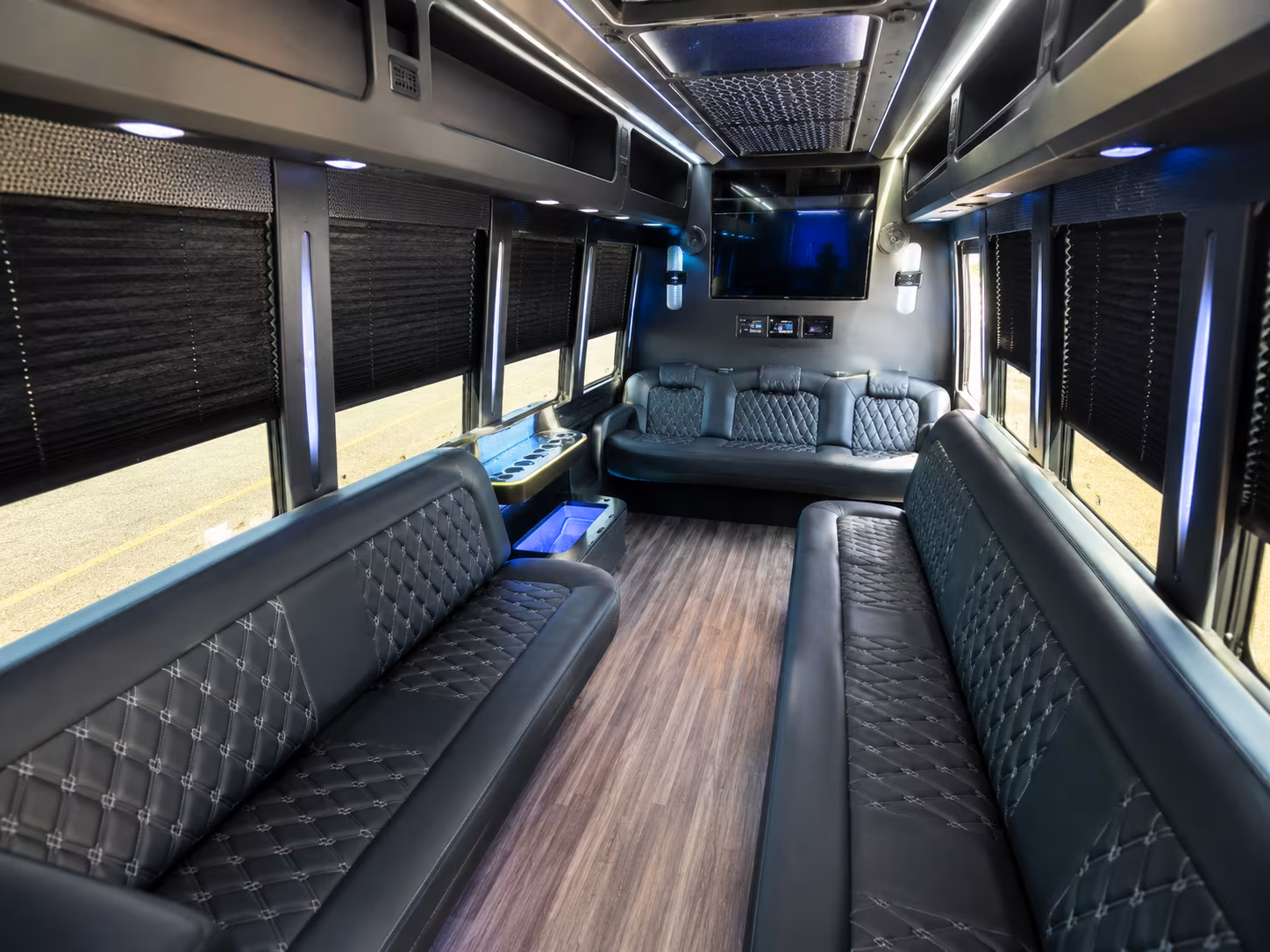 arriving in lawrence book your inbound airport transfer here