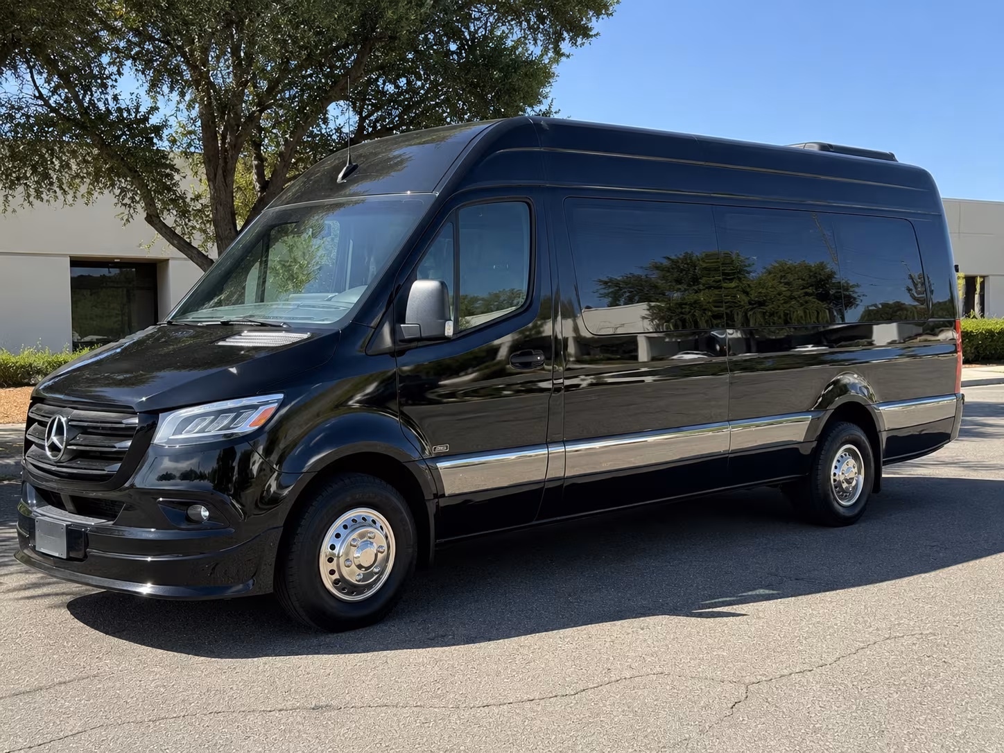 find transportation for your next prom 1