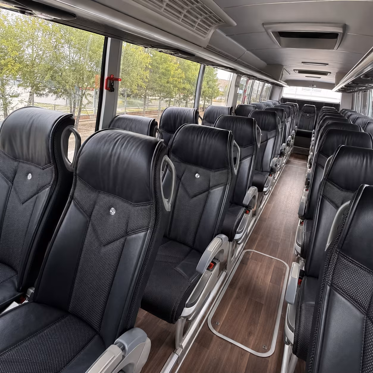 find transportation for your next wedding 1