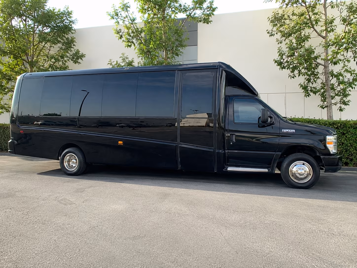 find transportation for your next wine tour 4