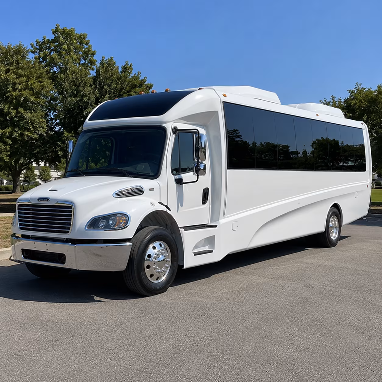 lawrence 30 passenger minibus