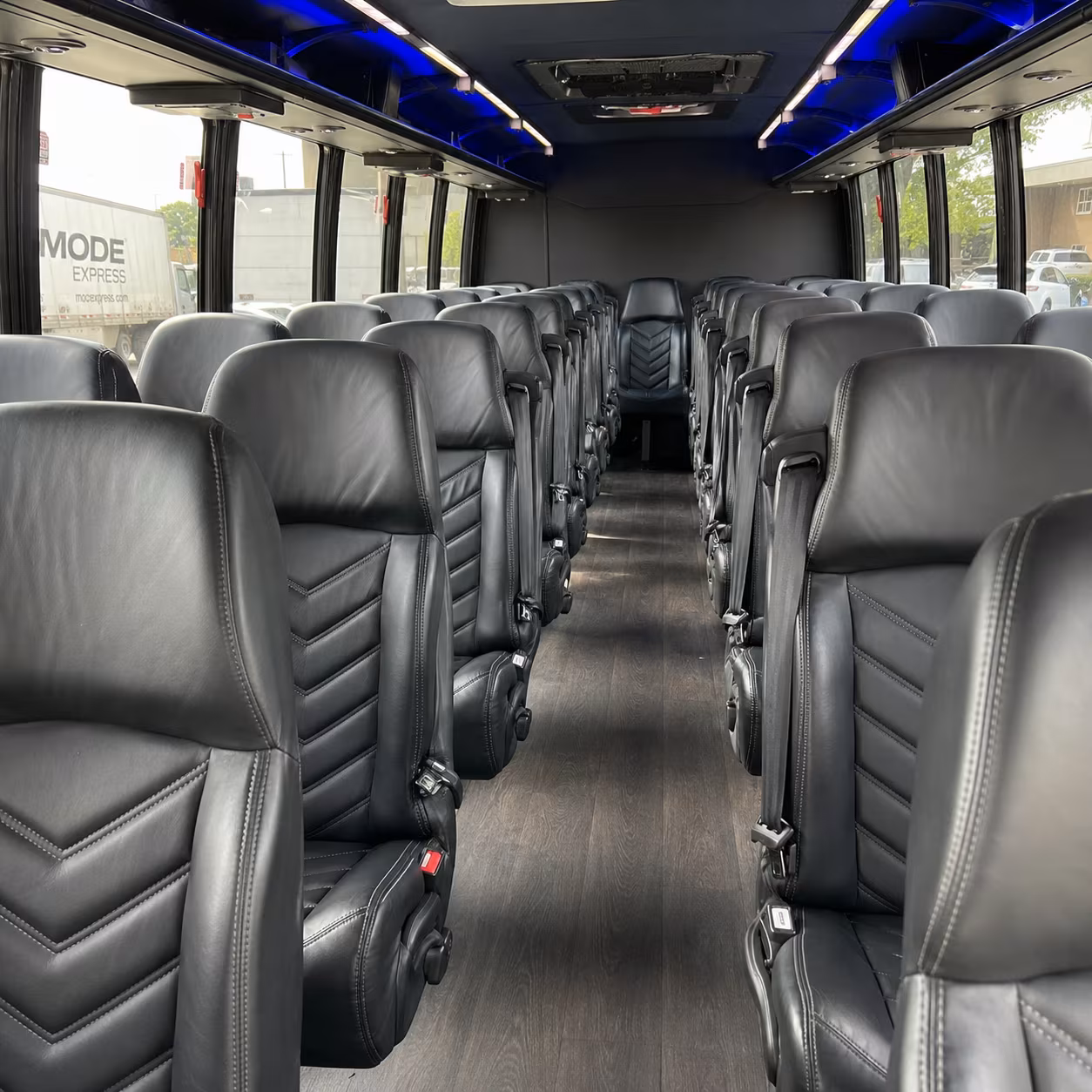 minibus and charter bus rentals for kansas state away games and big 12 road trips